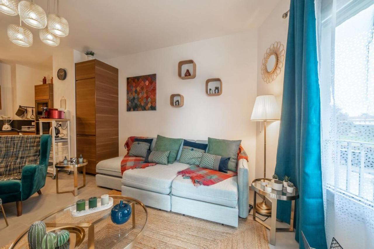 Bonheur En Ville Furnished Flat Annecy Exterior photo